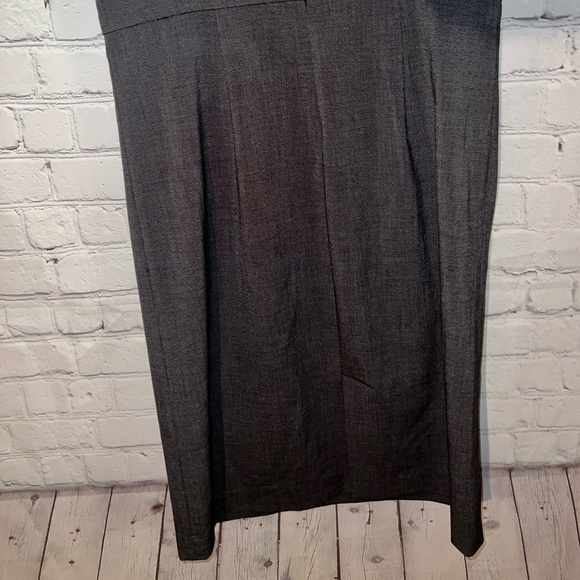 Adrienne Vittadini Dark Gray short sleeve dress size 6P - Picture 11 of 11